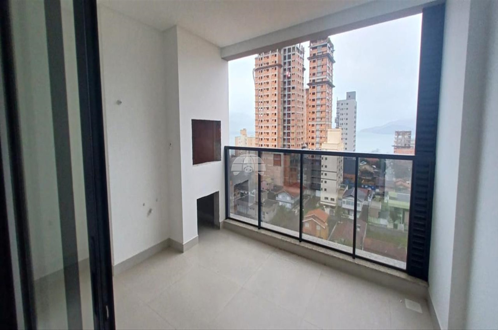 Apartamento à venda em Balneário Perequê, Porto Belo — Portal Chave Fácil