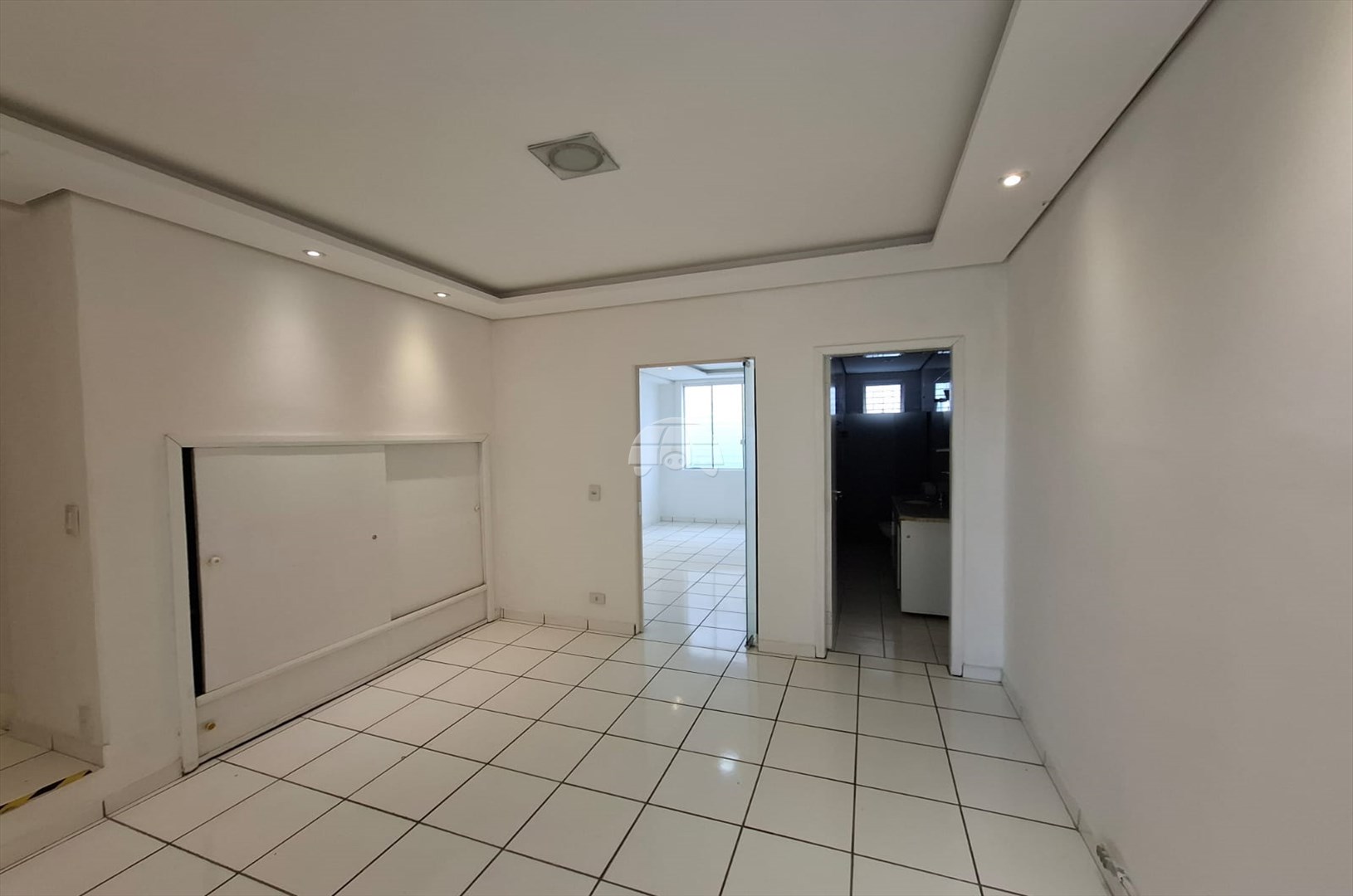 Sala/Conjunto Comercial para alugar em Centro, São José dos Pinhais — Portal Chave Fácil