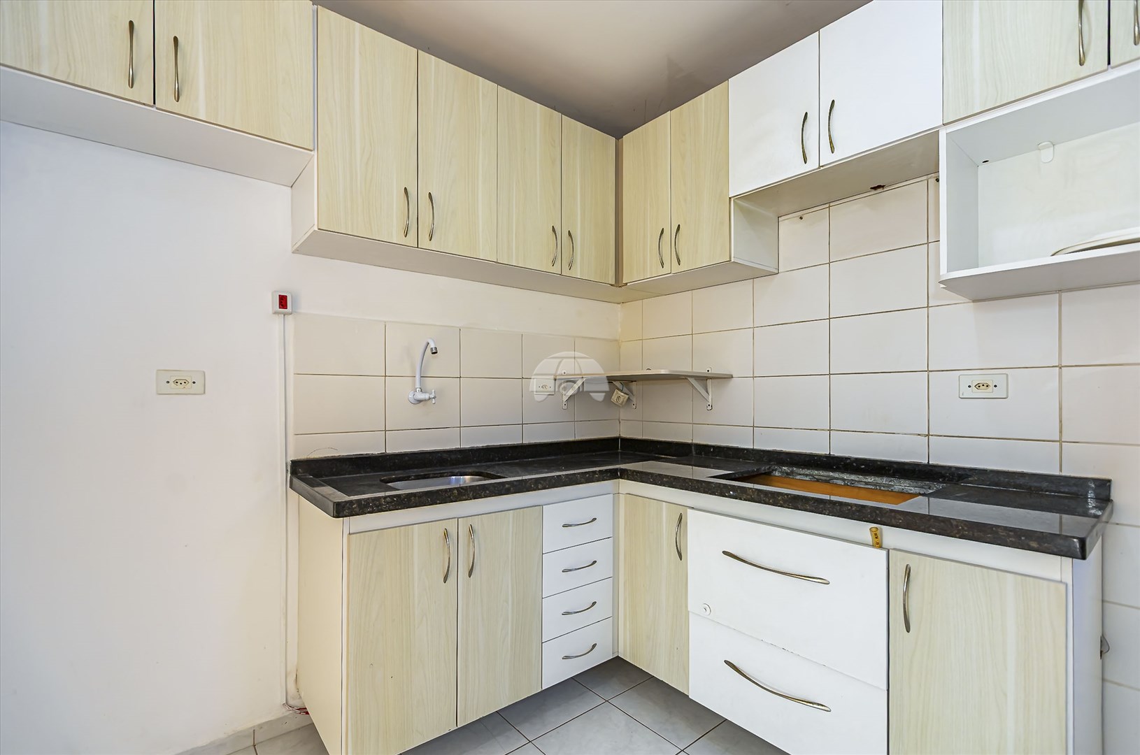 Apartamento à venda em Cachoeira, Curitiba — Portal Chave Fácil