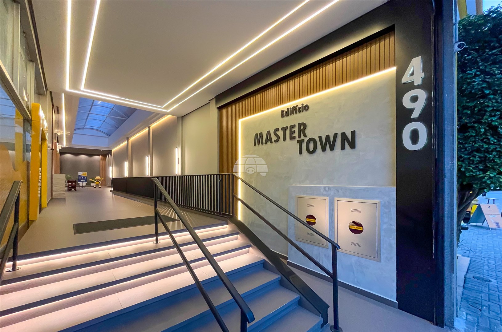 Sala/Conjunto Comercial para alugar em Centro, Curitiba — Portal Chave Fácil