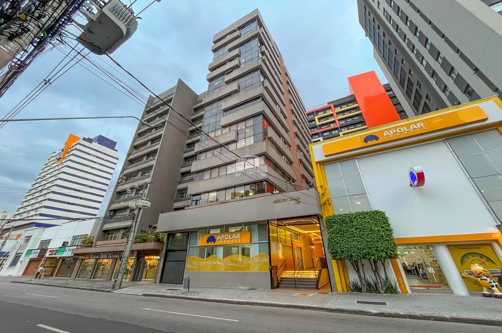 Sala/Conjunto Comercial para alugar em Centro, Curitiba — Portal Chave Fácil