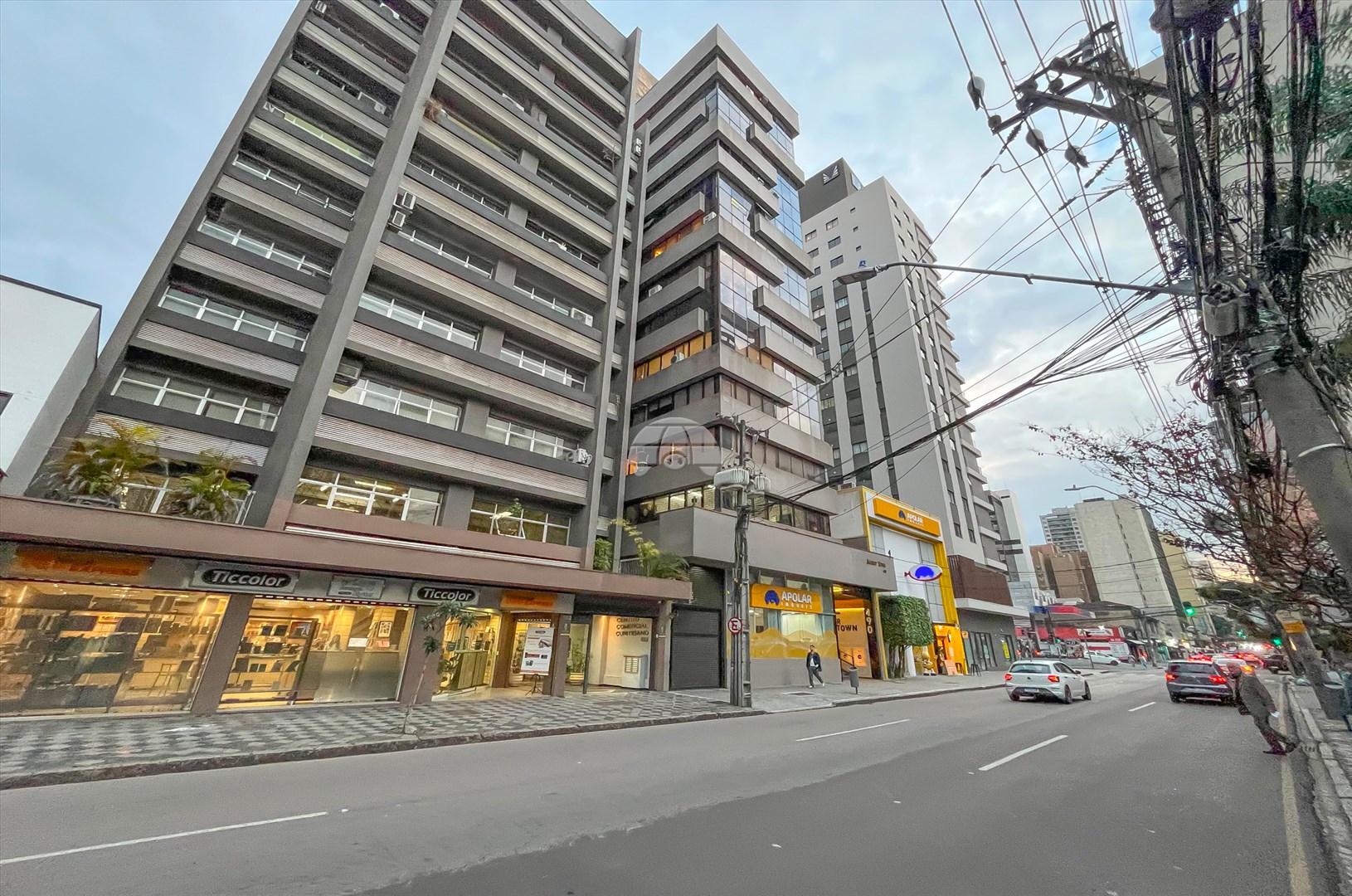 Sala/Conjunto Comercial para alugar em Centro, Curitiba — Portal Chave Fácil