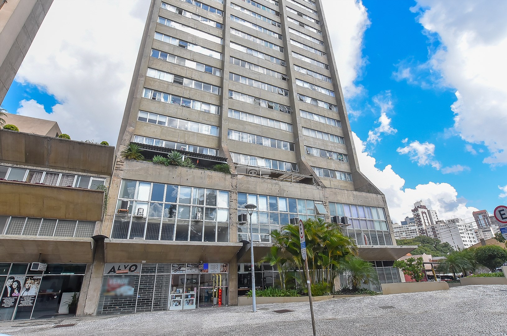 Apartamento à venda em Centro, Curitiba — Portal Chave Fácil