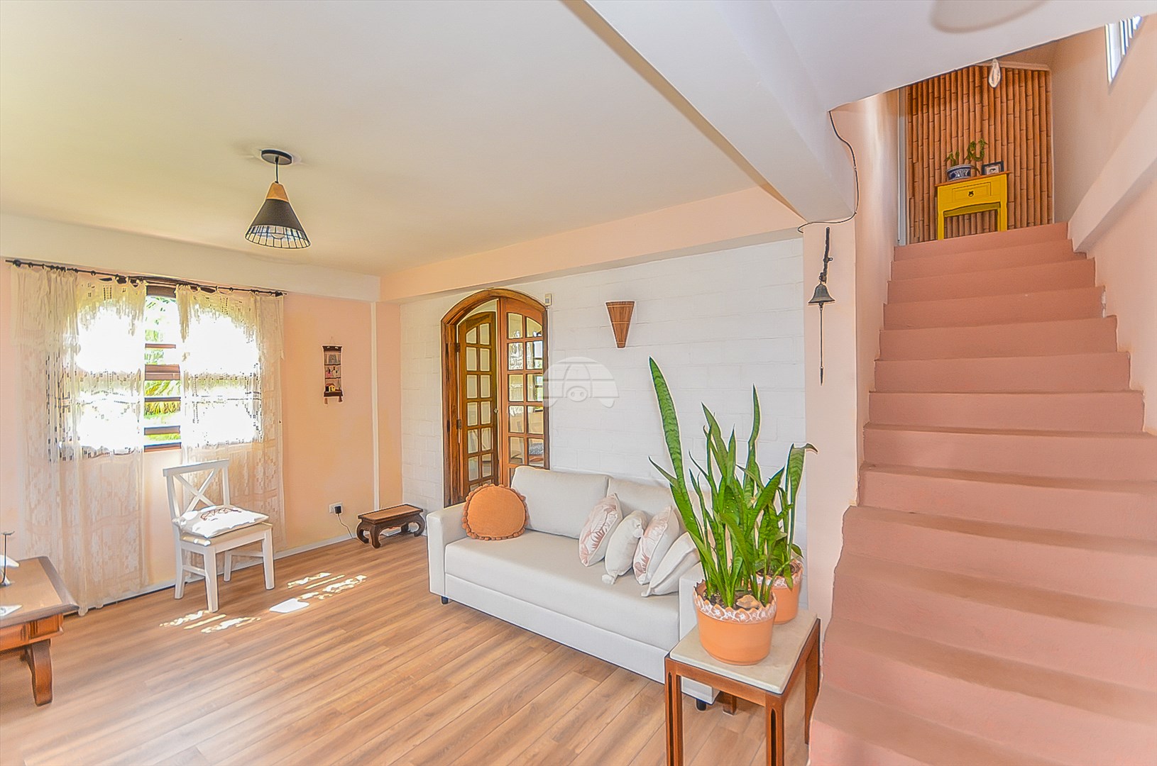 Casa Residencial para Venda no Bairro Butiatuvinha ref. 216953 (8 / 10)