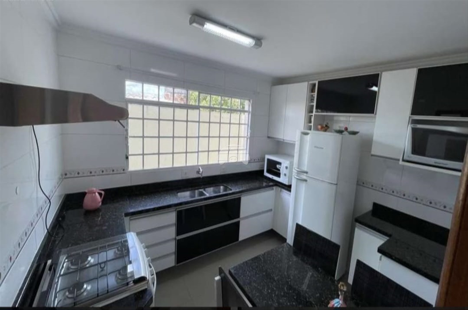 Sobrado para alugar em Taboão, Curitiba — Portal Chave Fácil