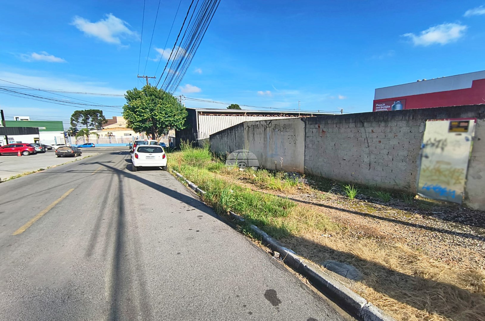 Terreno/Área para alugar em Pineville, Pinhais — Portal Chave Fácil