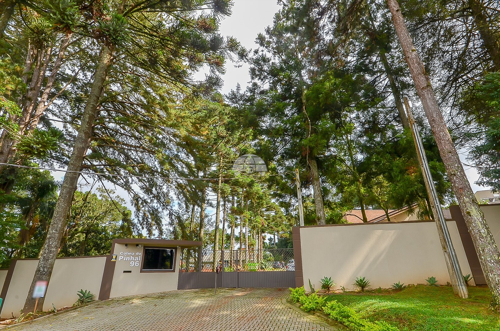 Terreno/Área à venda em Santa Cândida, Curitiba — Portal Chave Fácil