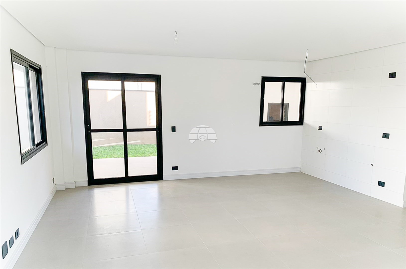 Casa para alugar em Maria Antonieta, Pinhais — Portal Chave Fácil