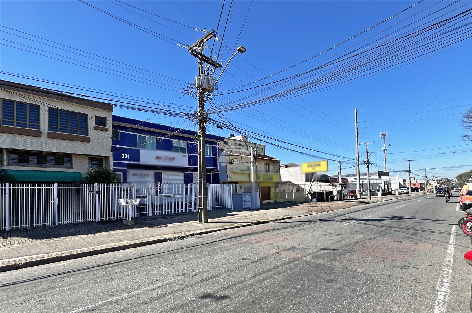 Loja Comercial para Locação no Bairro Xaxim ref. 107656 (10 / 10)