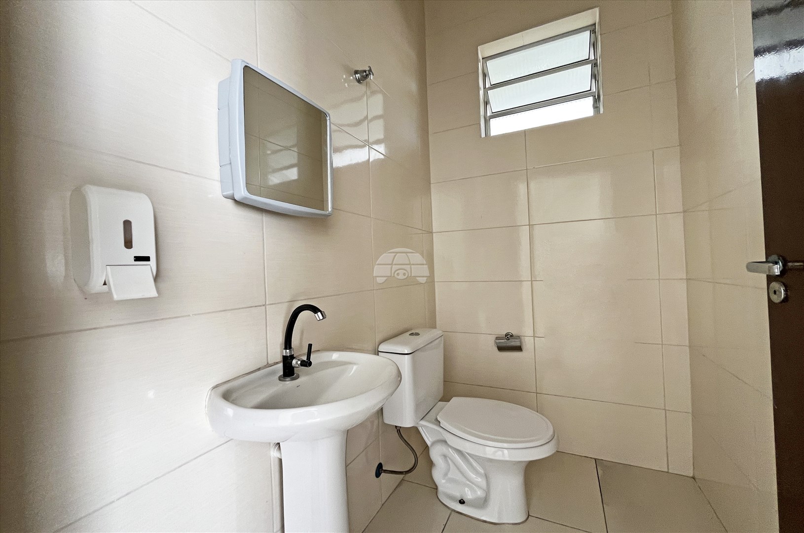 Loja Comercial para Locação no Bairro Xaxim ref. 107656 (8 / 10)