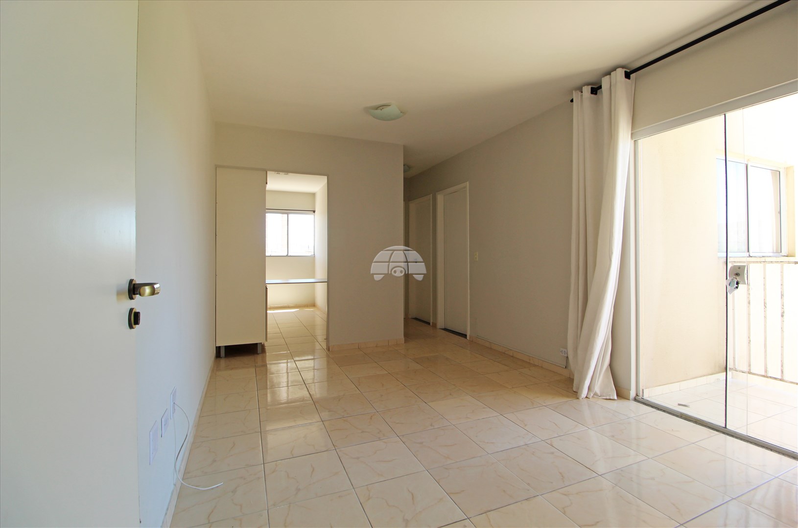 Apartamento para alugar em Jardim Guaraituba, Colombo — Portal Chave Fácil