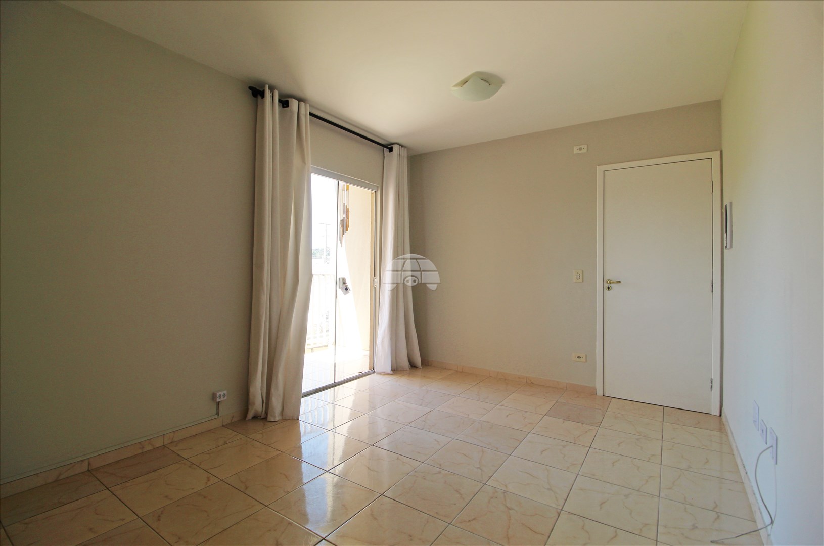 Apartamento para alugar em Jardim Guaraituba, Colombo — Portal Chave Fácil