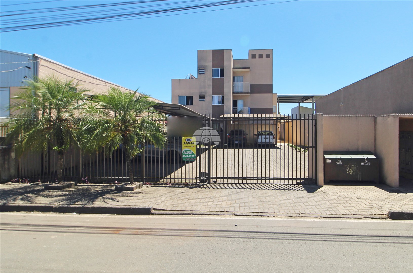 Apartamento para alugar em Jardim Guaraituba, Colombo — Portal Chave Fácil