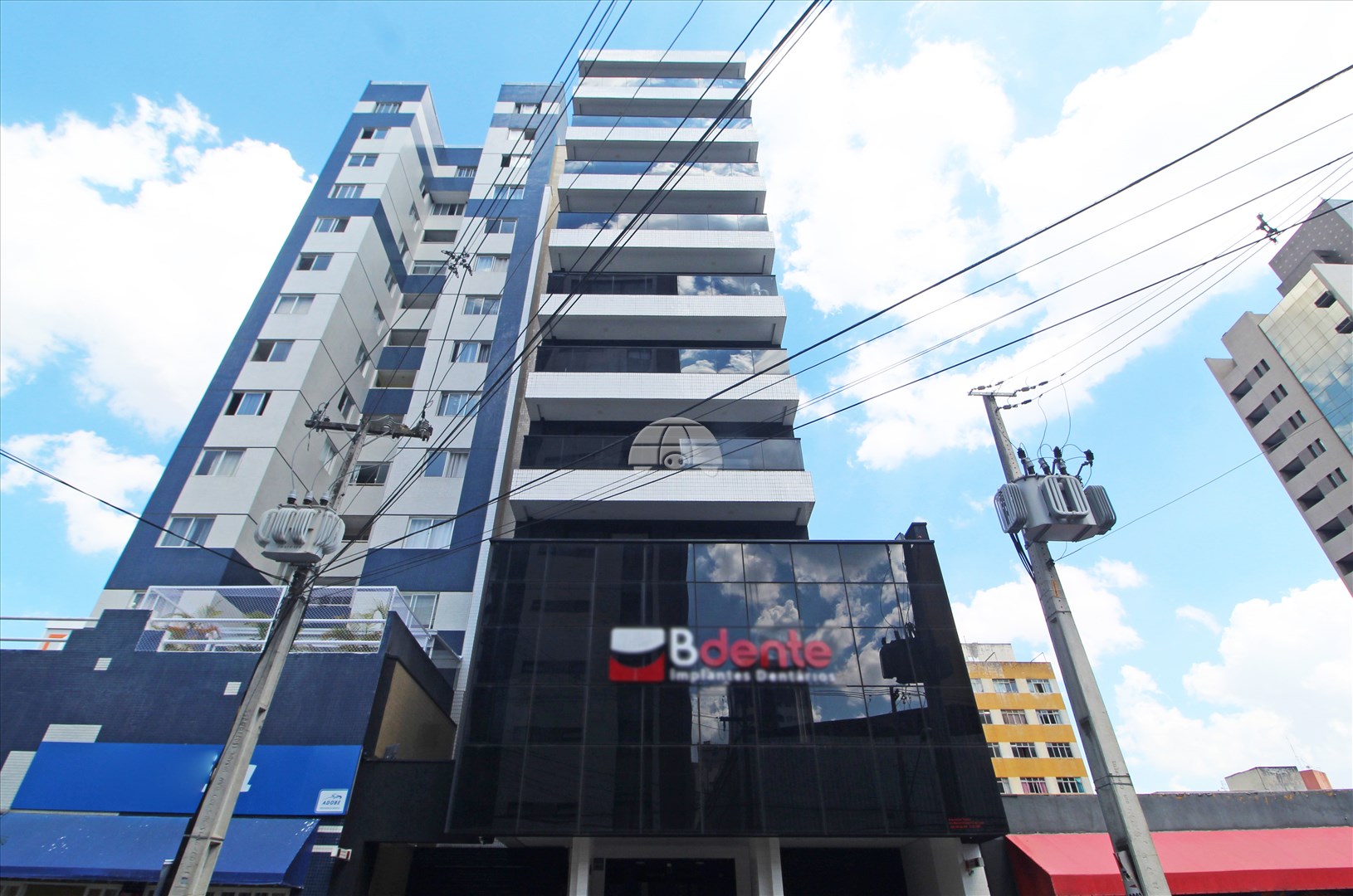 Sala/Conjunto Comercial para alugar em Centro, Curitiba — Portal Chave Fácil