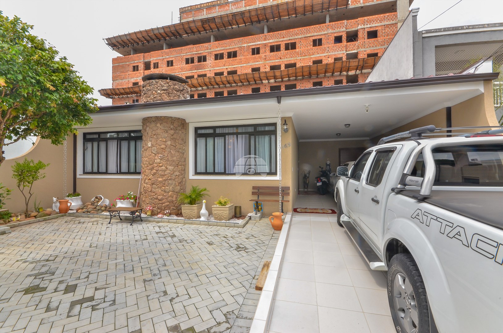 Casa à venda em Portão, Curitiba — Portal Chave Fácil
