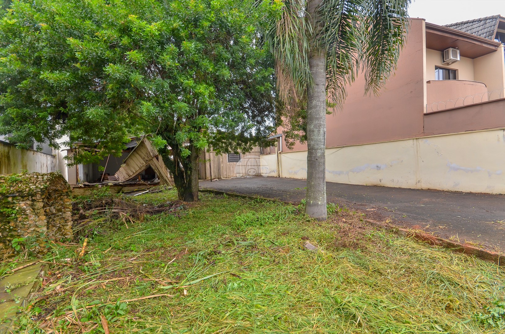 Terreno/Área à venda em Portão, Curitiba — Portal Chave Fácil