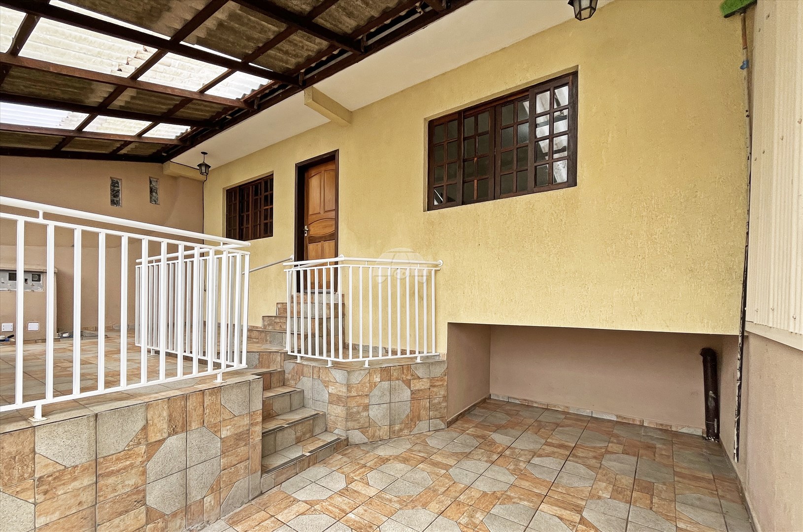 Casa para alugar em Cidade Industrial, Curitiba — Portal Chave Fácil