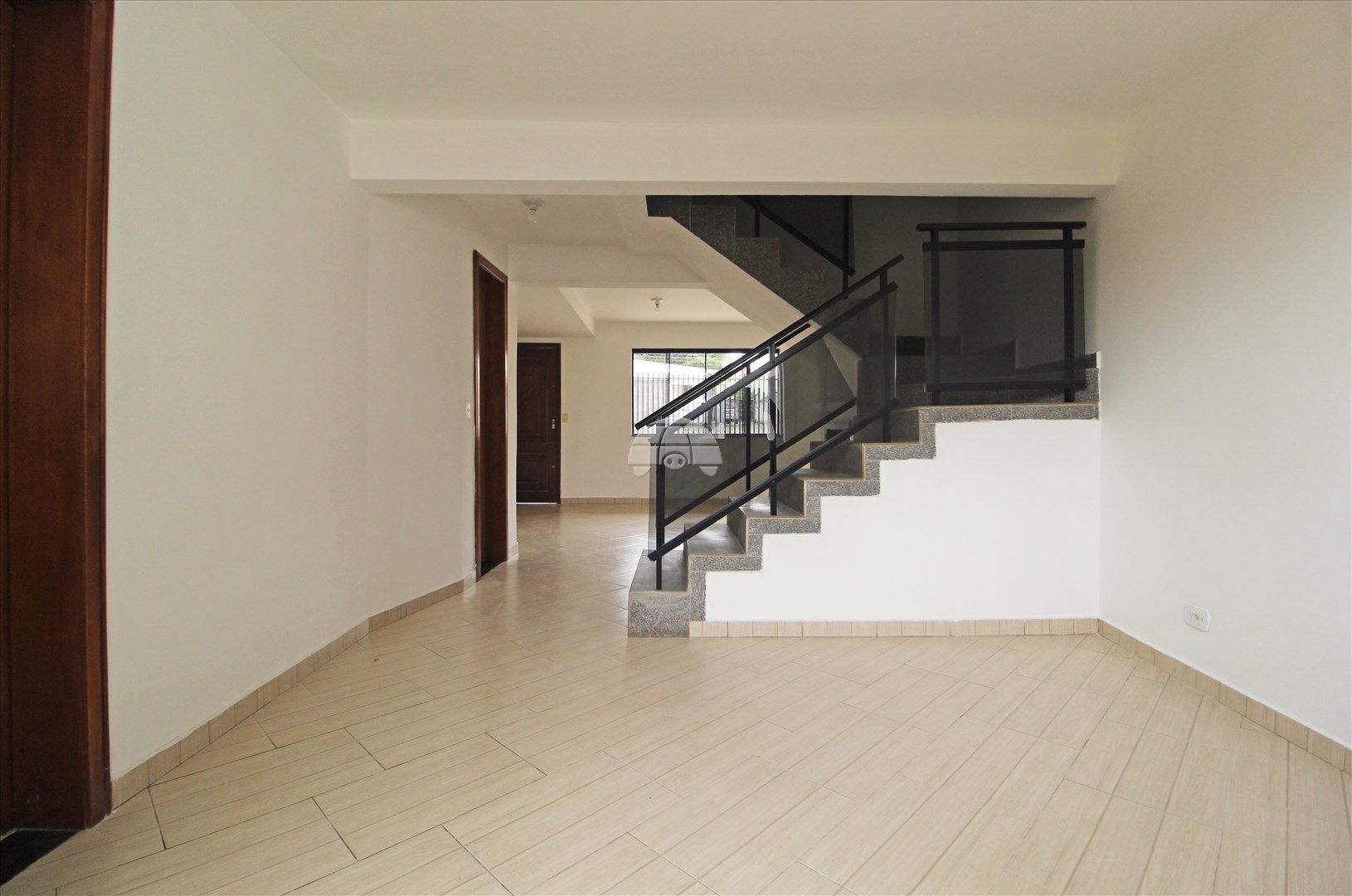 Casa para alugar em Sítio Cercado, Curitiba — Portal Chave Fácil