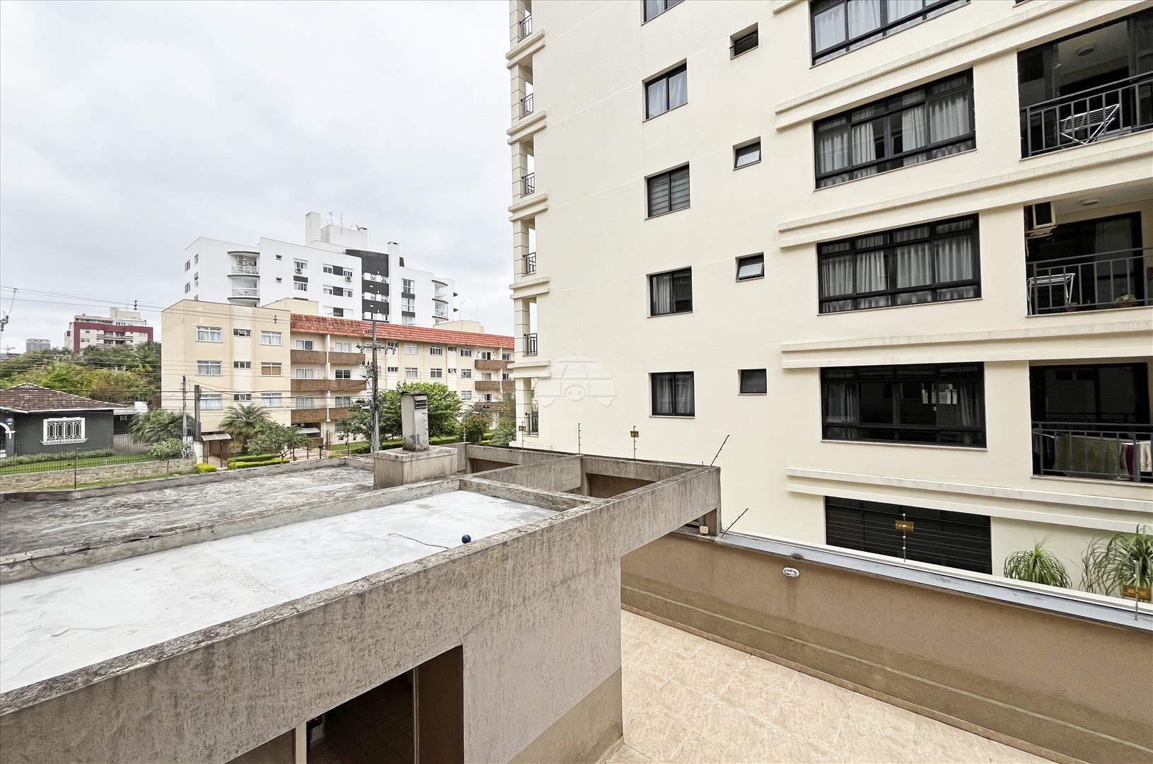 Apartamento para alugar em Vila Izabel, Curitiba — Portal Chave Fácil