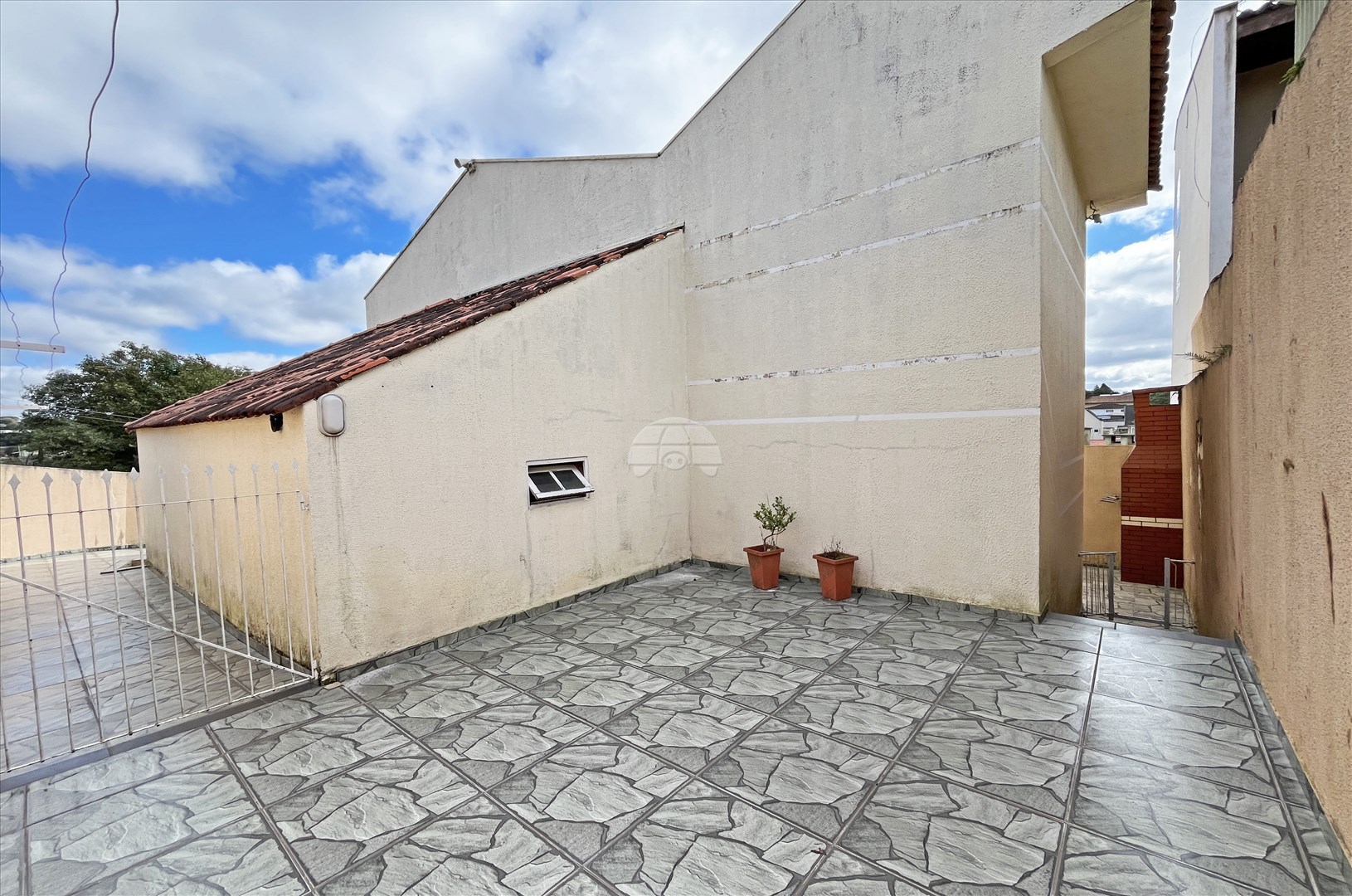 Sobrado Residencial para Locação no Bairro Barreirinha ref. 107749 (10 / 10)