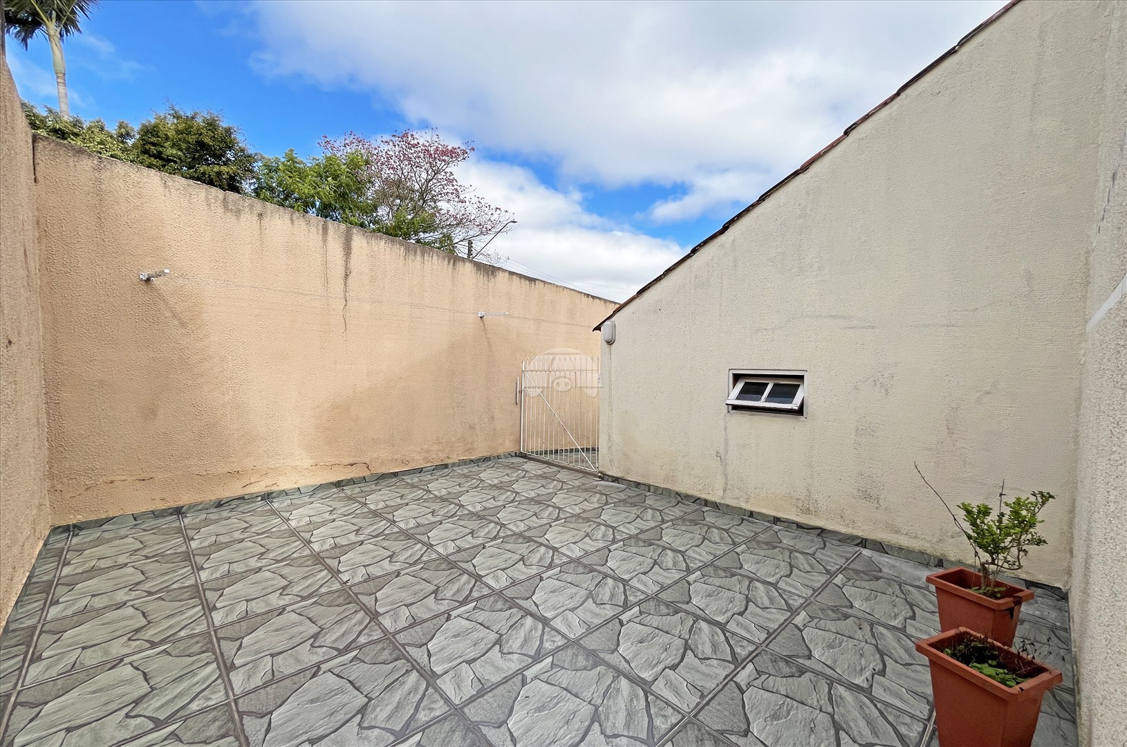 Sobrado Residencial para Locação no Bairro Barreirinha ref. 107749 (9 / 10)