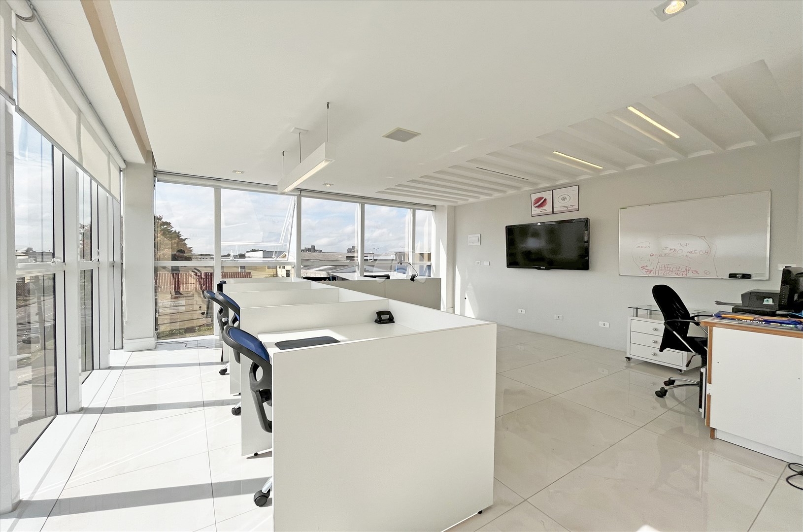Sala/Conjunto Comercial para alugar em Fanny, Curitiba — Portal Chave Fácil