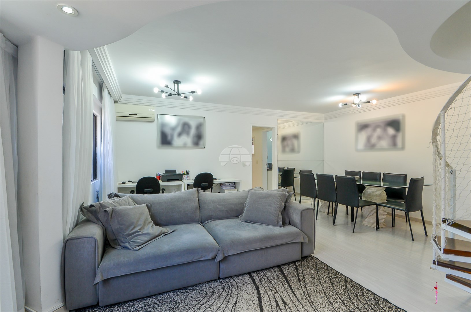 Apartamento para alugar em Bigorrilho, Curitiba — Imobiliária Razão