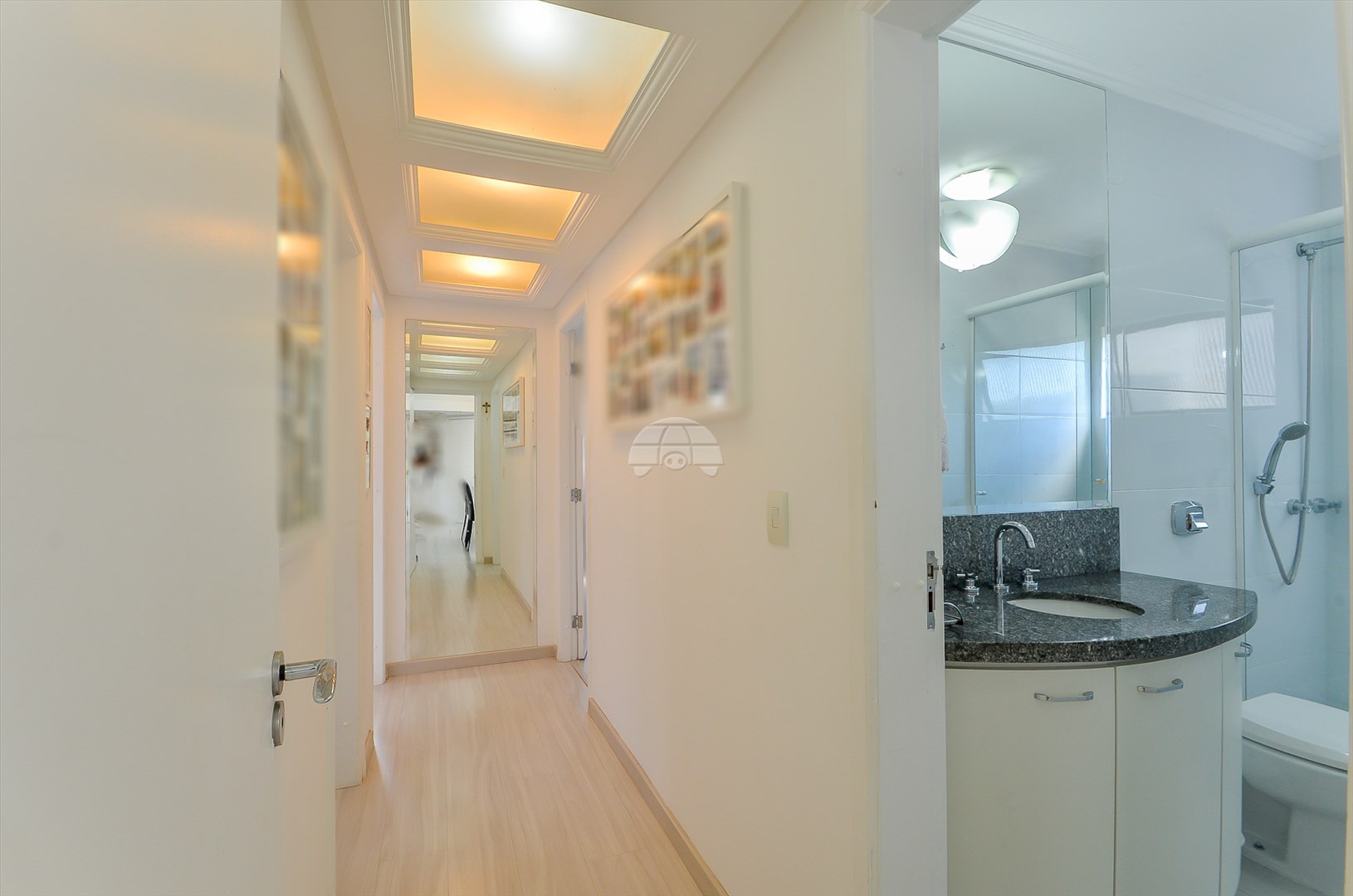 Apartamento para alugar em Bigorrilho, Curitiba — Imobiliária Razão