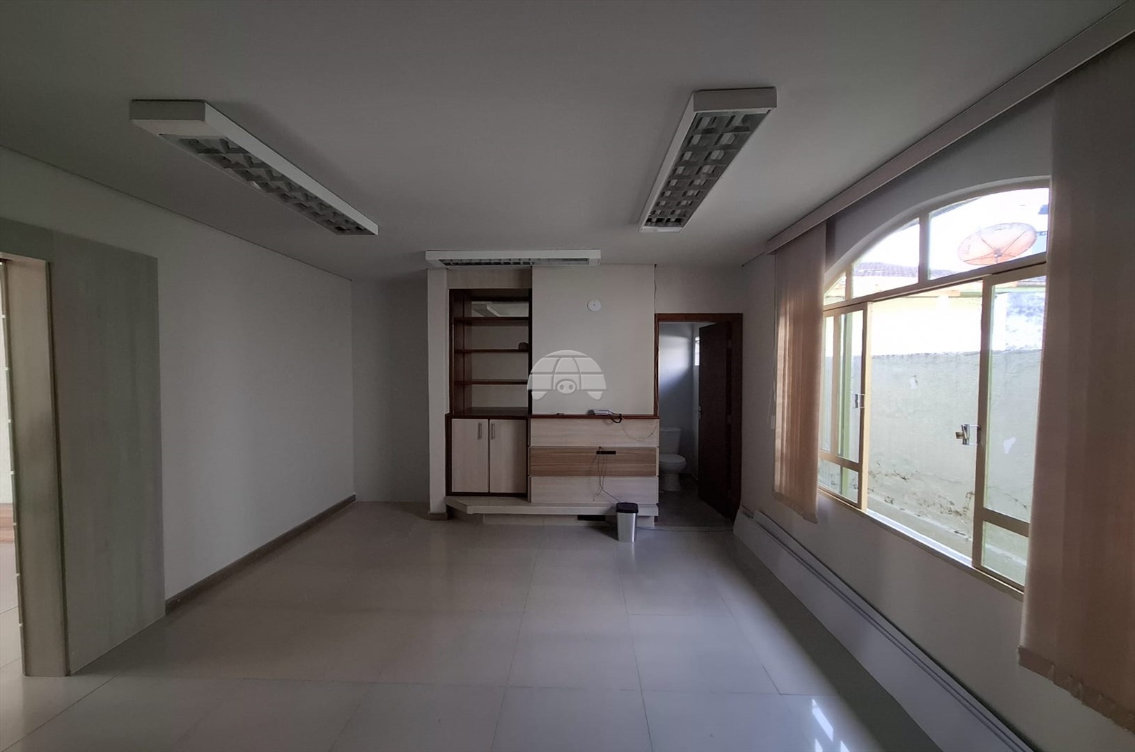 Sala/Conjunto Comercial para alugar em Silveira Da Motta, São José dos Pinhais — Portal Chave Fácil