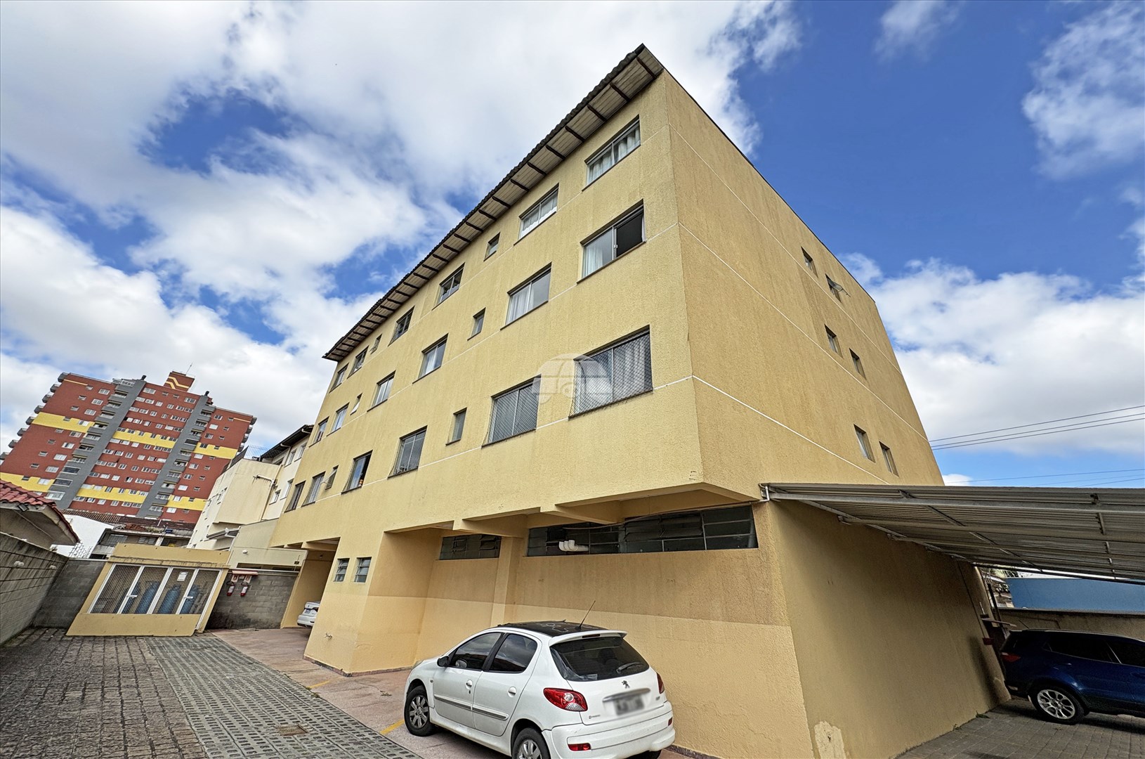 Apartamento para alugar em Centro, São José dos Pinhais — Portal Chave Fácil