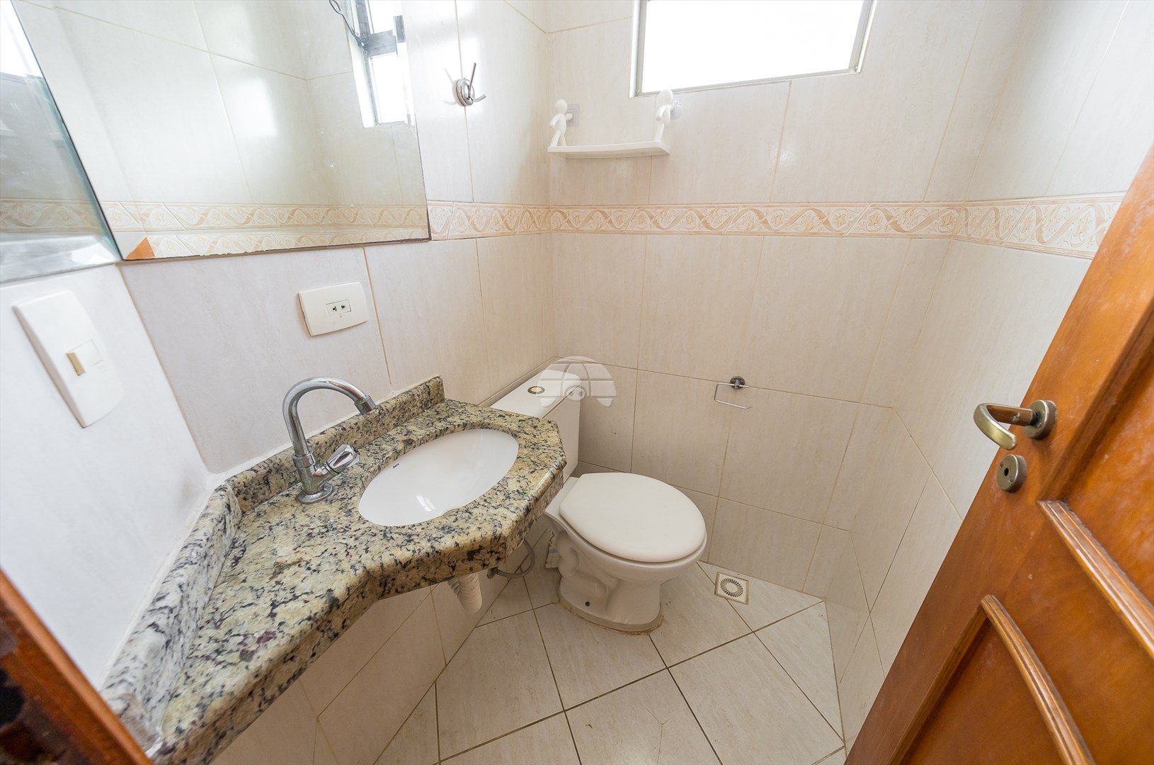 Casa à venda em Fanny, Curitiba — Portal Chave Fácil