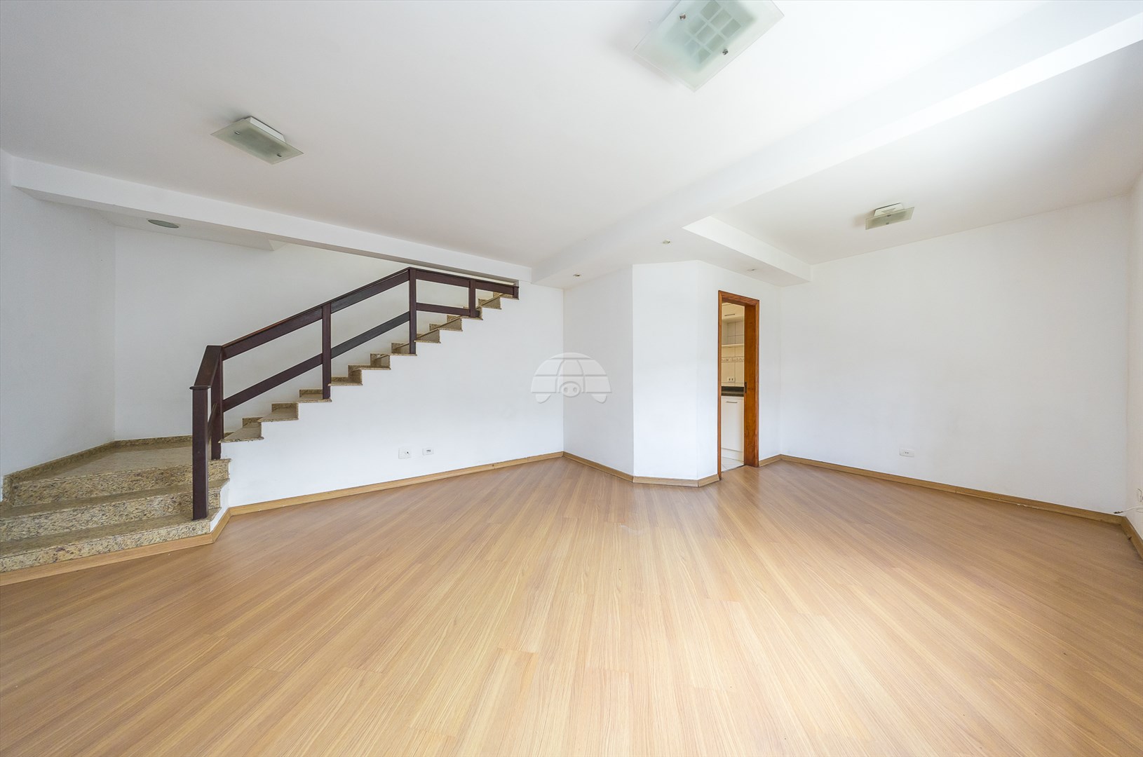 Casa à venda em Fanny, Curitiba — Portal Chave Fácil