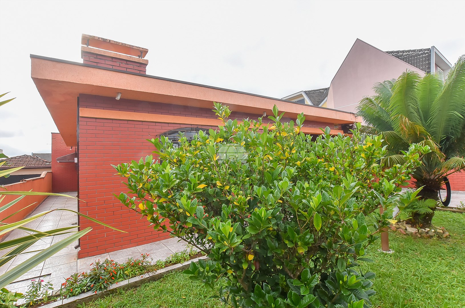Casa à venda em Uberaba, Curitiba — Portal Chave Fácil