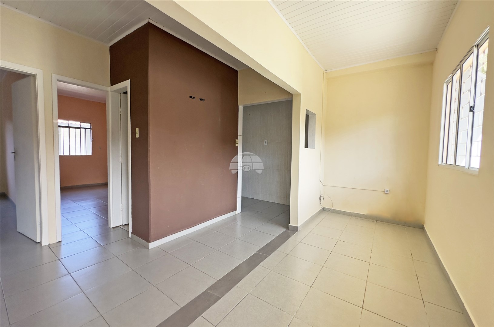 Casa para alugar em Barreirinha, Curitiba — Portal Chave Fácil