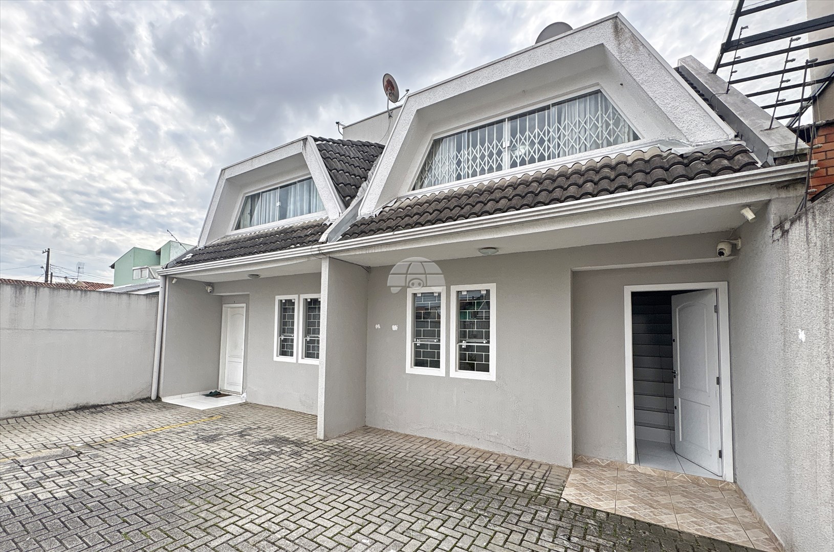 Casa para alugar em Alto Boqueirão, Curitiba — Portal Chave Fácil