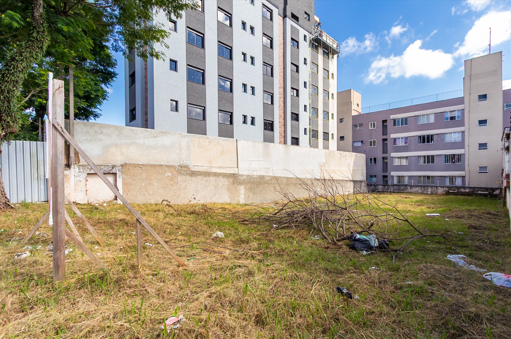 Terreno/Área à venda em Portão, Curitiba — Portal Chave Fácil