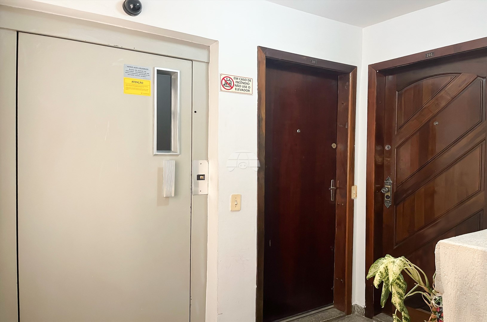 Apartamento para alugar em Vila Izabel, Curitiba — Portal Chave Fácil