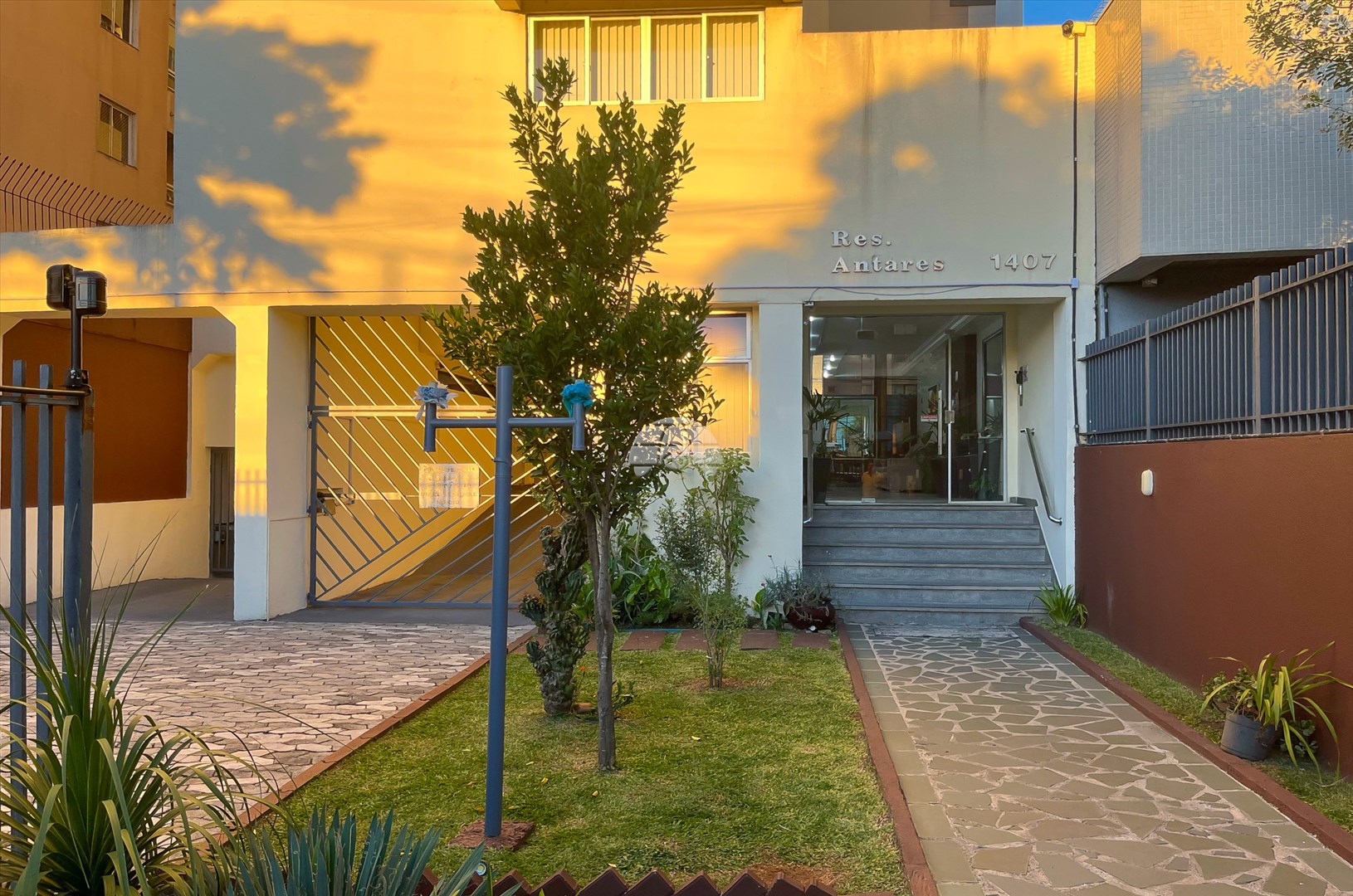 Apartamento para alugar em Vila Izabel, Curitiba — Portal Chave Fácil