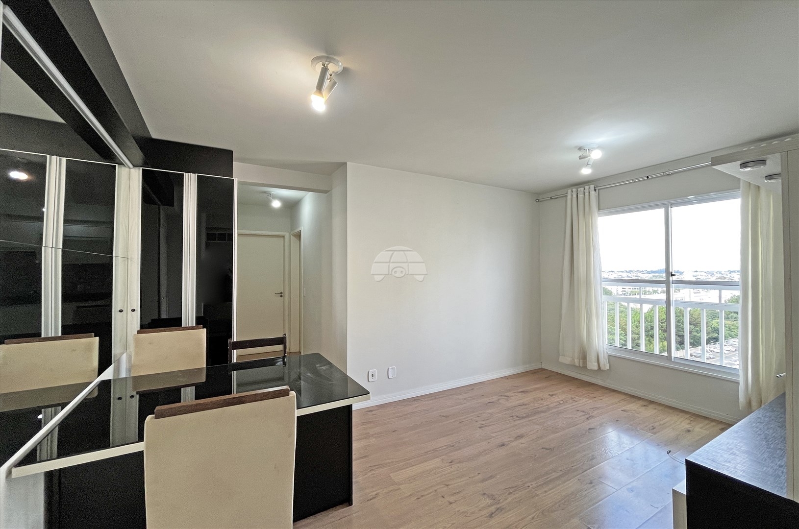 Apartamento para alugar em Pinheirinho, Curitiba — Portal Chave Fácil