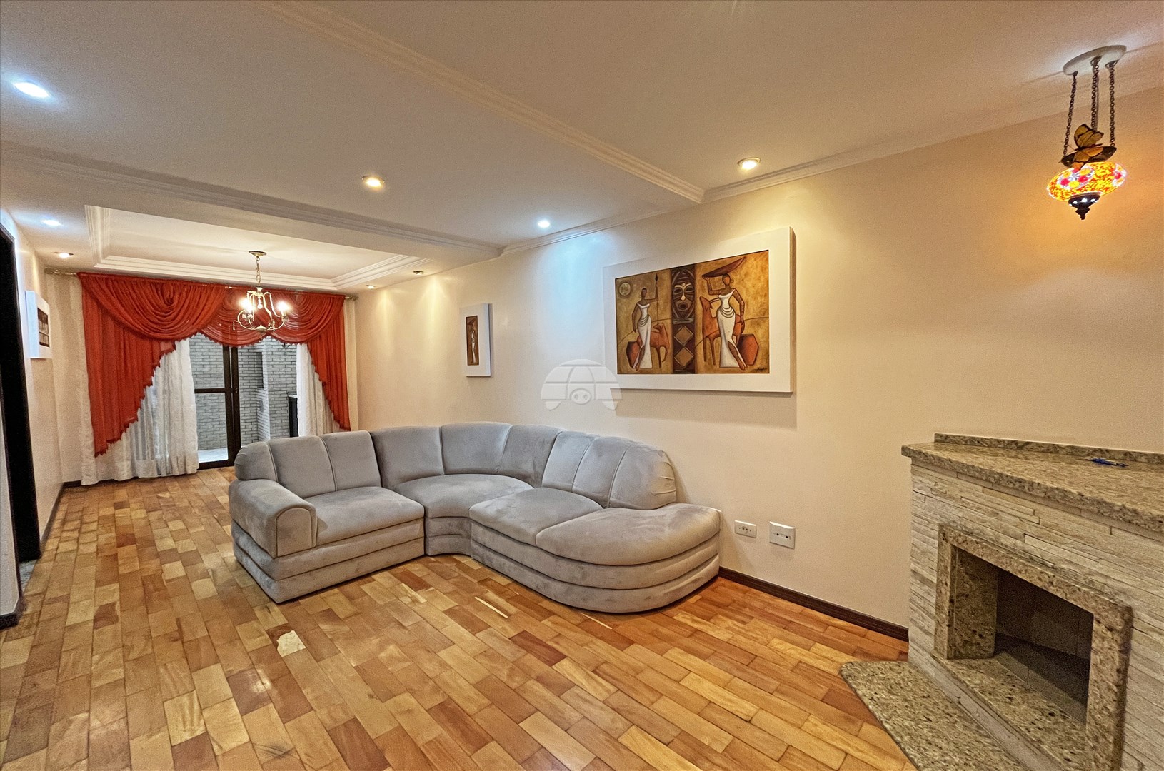 Casa para alugar em Bom Retiro, Curitiba — Portal Chave Fácil