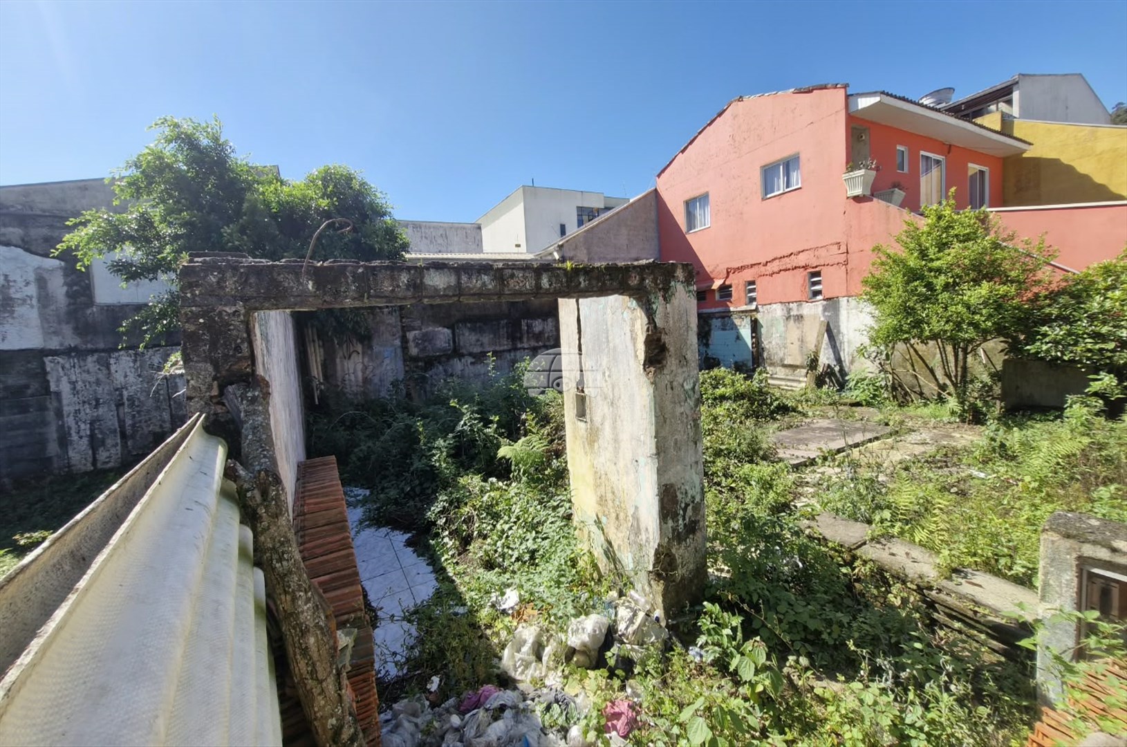 Terreno à venda em Centro, Guaratuba — Portal Chave Fácil