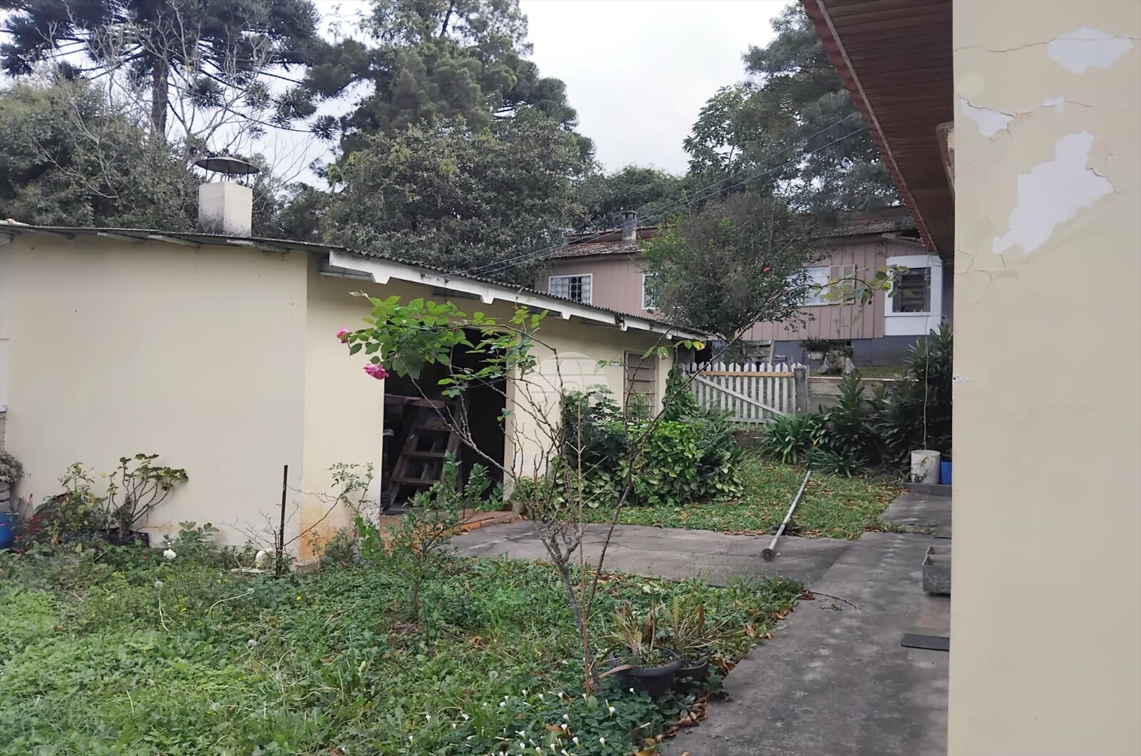 Casa à venda em Jardim Cláudia, Pinhais — Portal Chave Fácil