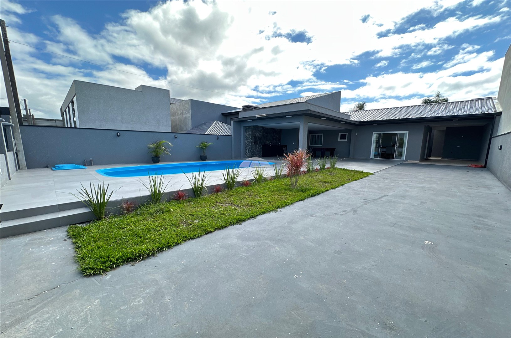 Casa à venda em Riviera, Matinhos — Portal Chave Fácil