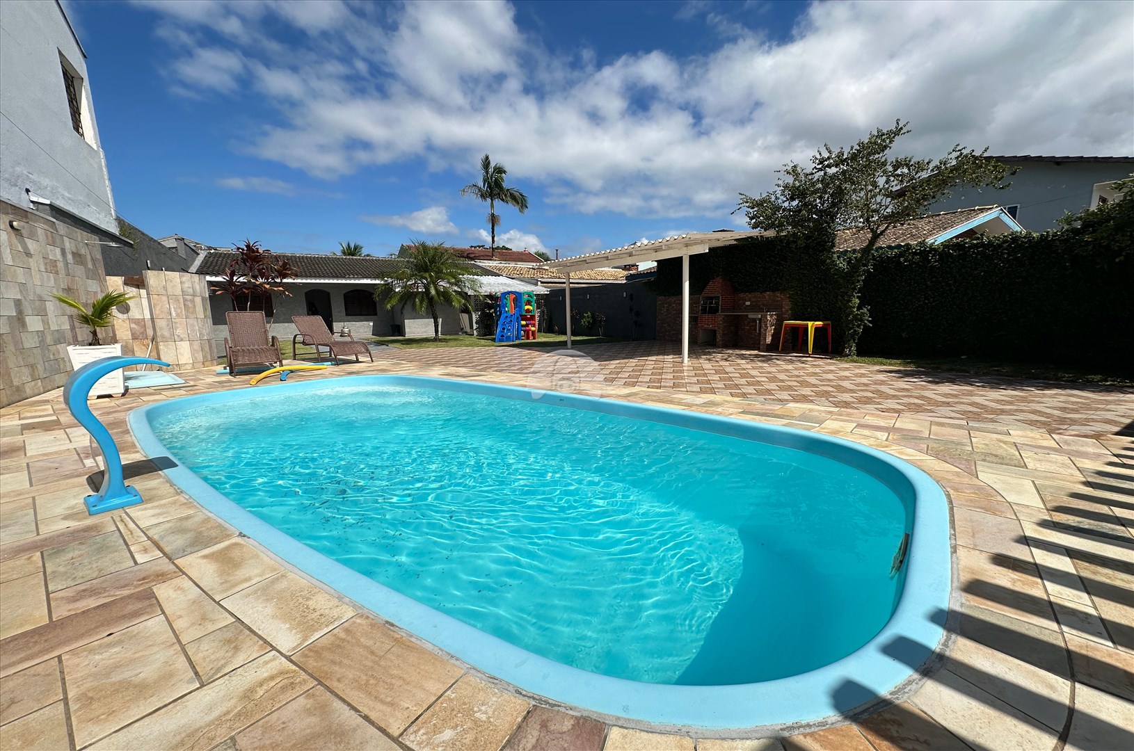 Casa à venda em Riviera, Matinhos — Portal Chave Fácil