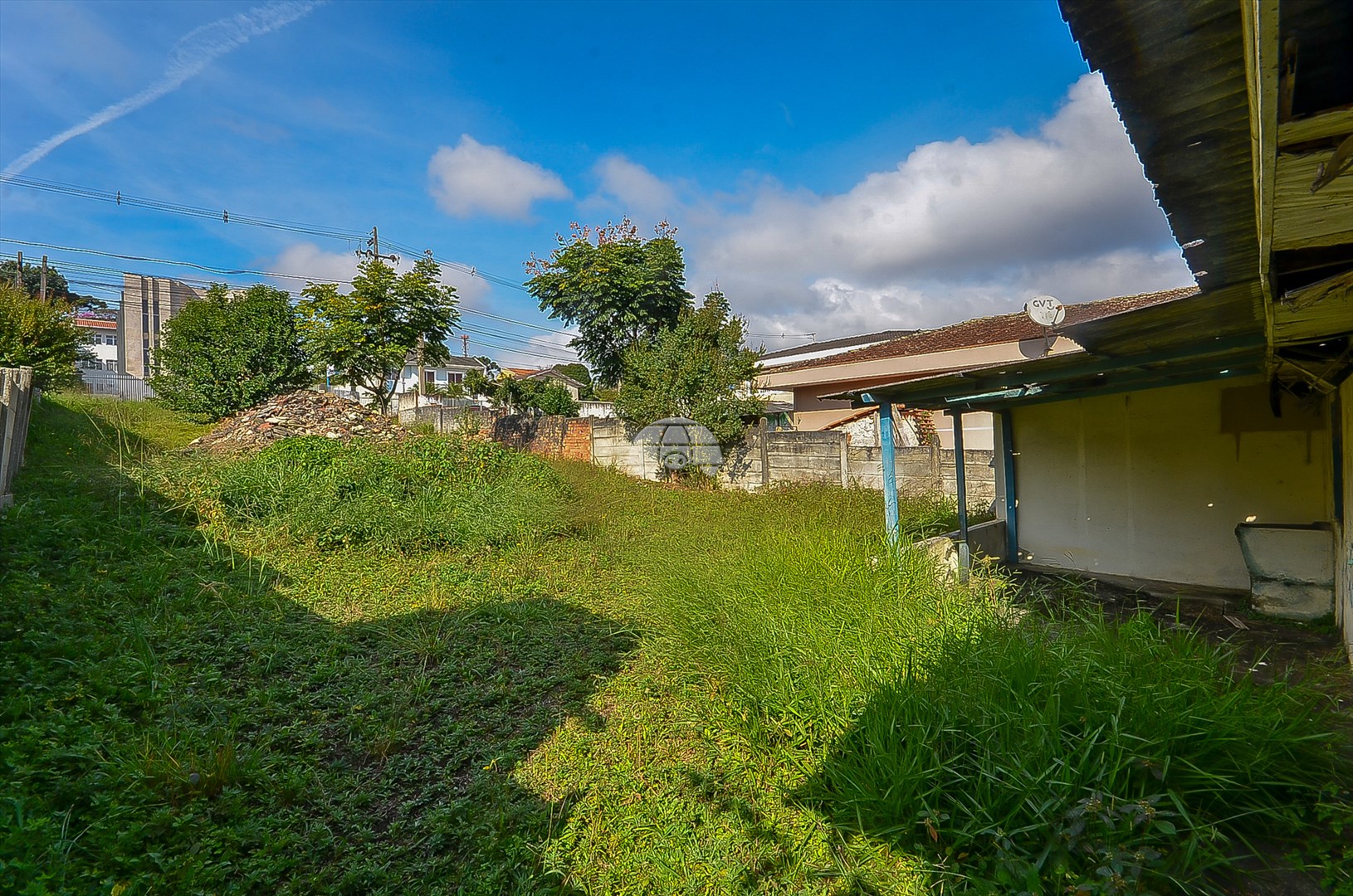 Terreno/Área à venda em Tingui, Curitiba — Portal Chave Fácil