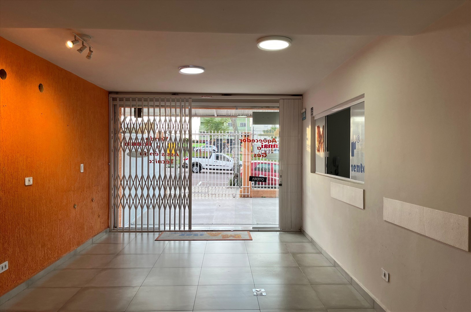 Casa para alugar em Lindóia, Curitiba — Portal Chave Fácil