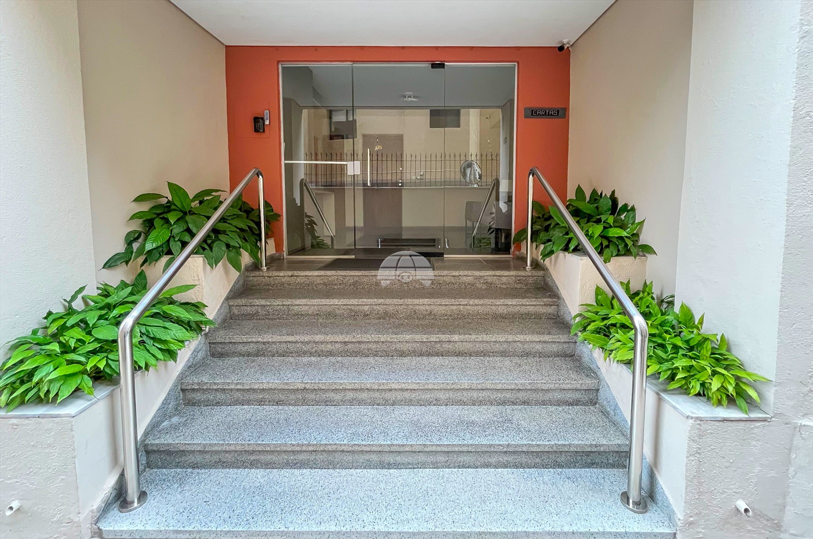 Apartamento para alugar em Centro Cívico, Curitiba — Portal Chave Fácil