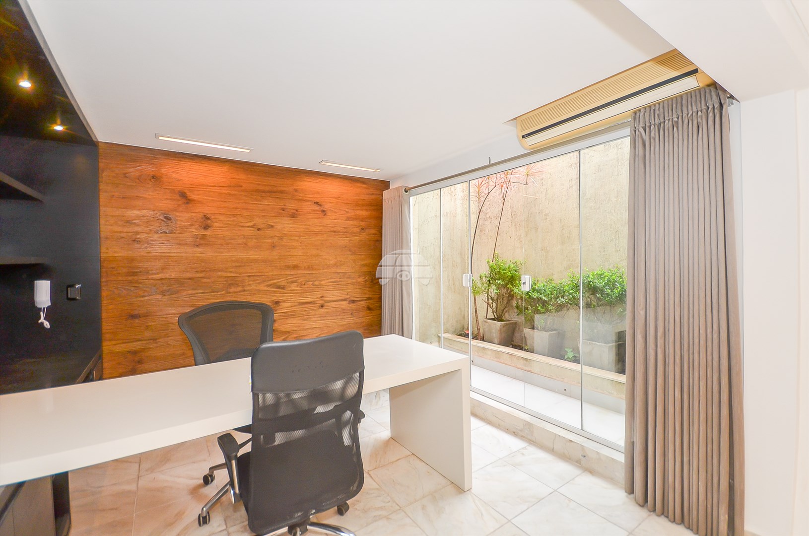 Sala/Conjunto Comercial à venda em Bacacheri, Curitiba — Portal Chave Fácil