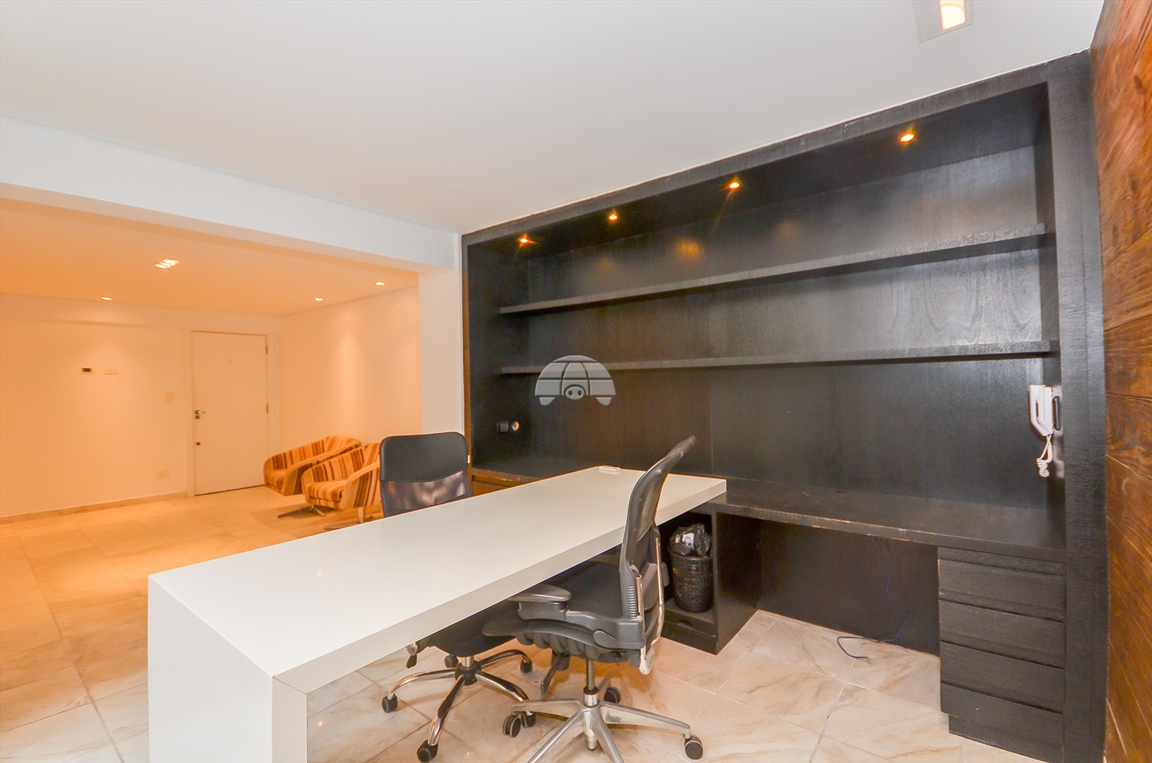 Sala/Conjunto Comercial à venda em Bacacheri, Curitiba — Portal Chave Fácil