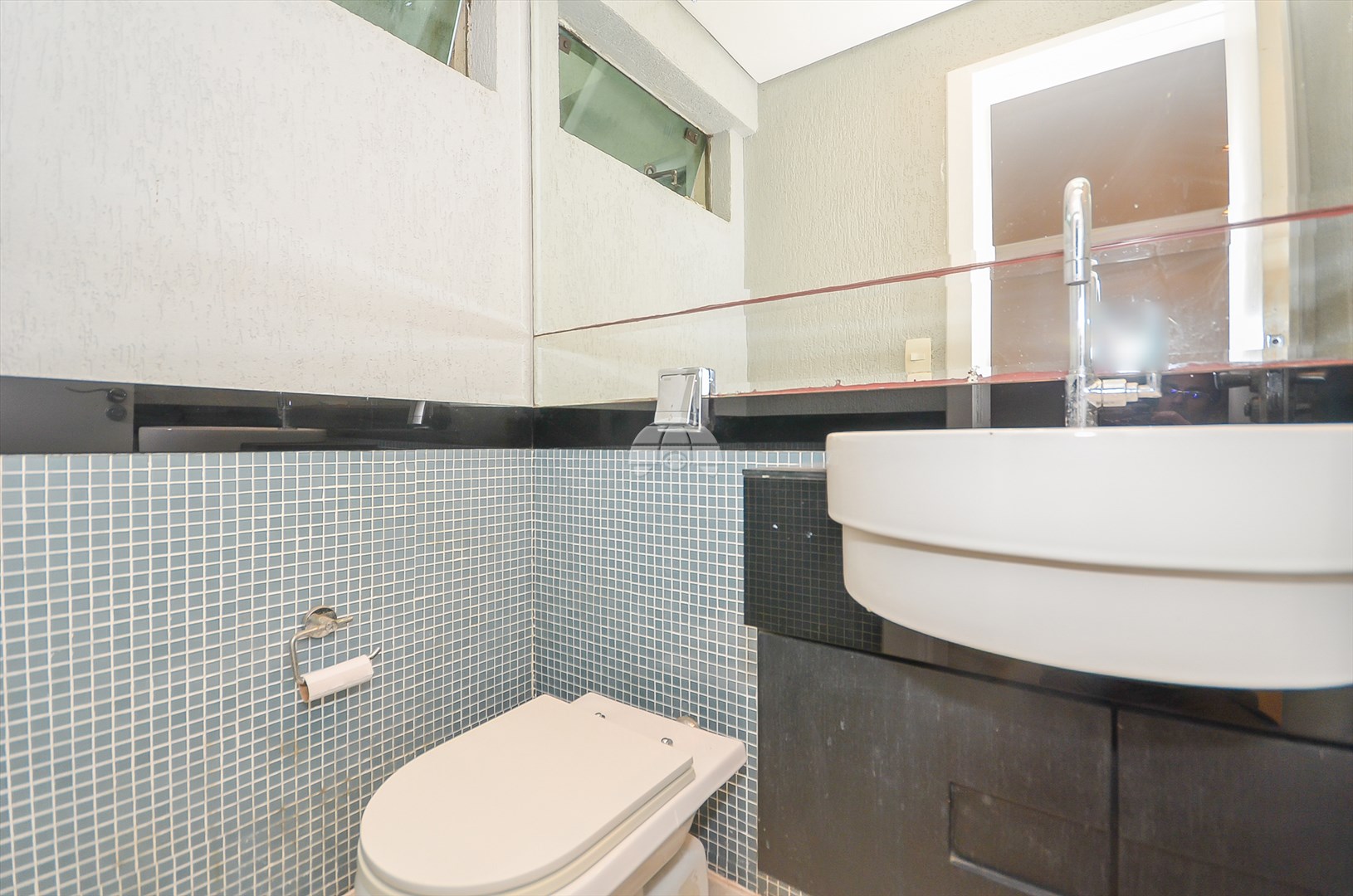 Sala/Conjunto Comercial à venda em Bacacheri, Curitiba — Portal Chave Fácil